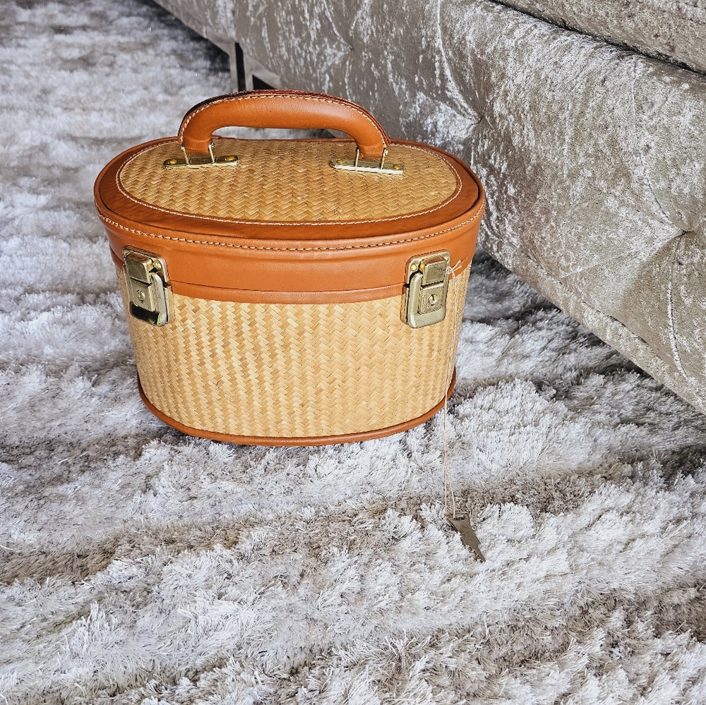 Cosmetic/Handbag